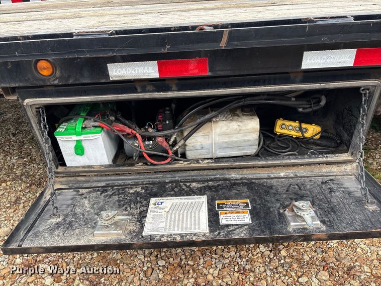 image for item FC1996 2022 Load Trail hydraulic tail equipment trailer