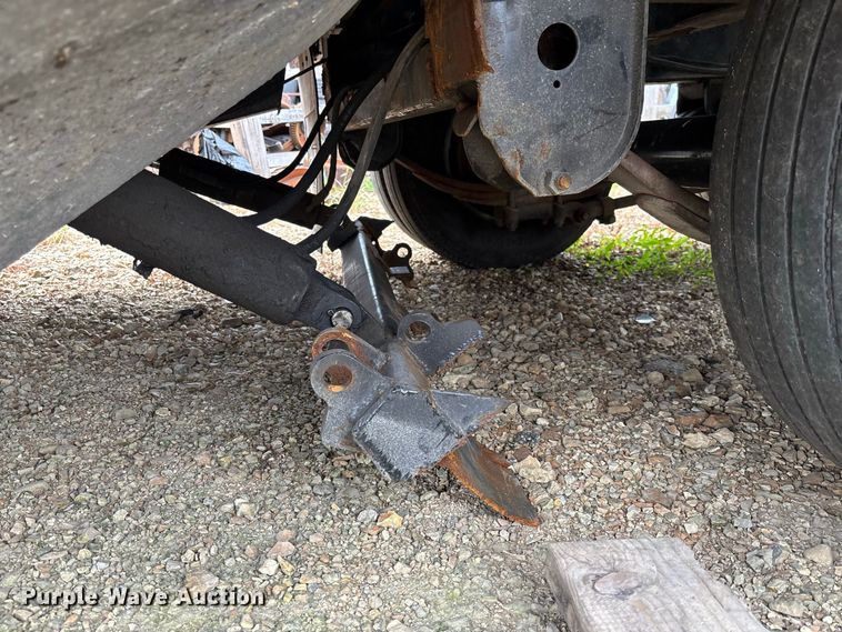image for item FC1996 2022 Load Trail hydraulic tail equipment trailer