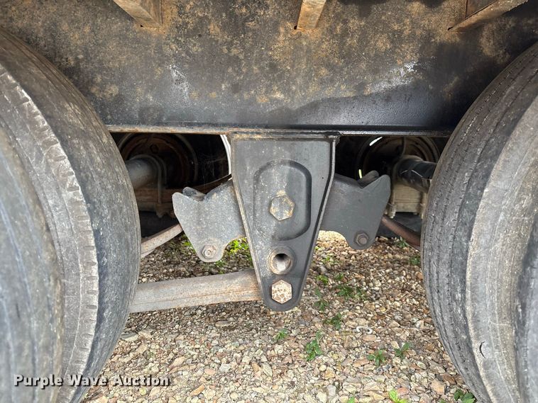 image for item FC1996 2022 Load Trail hydraulic tail equipment trailer