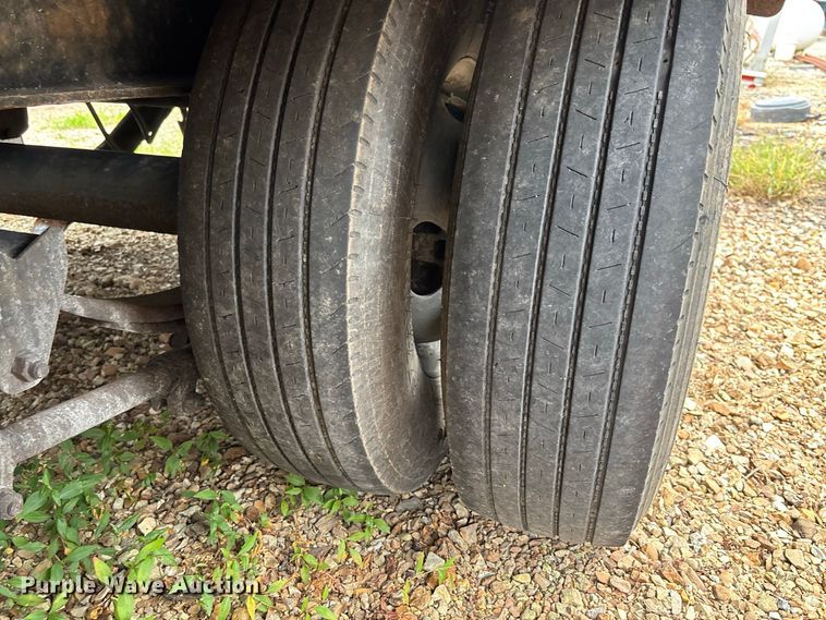 image for item FC1996 2022 Load Trail hydraulic tail equipment trailer
