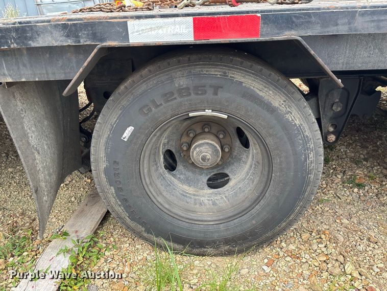 image for item FC1996 2022 Load Trail hydraulic tail equipment trailer