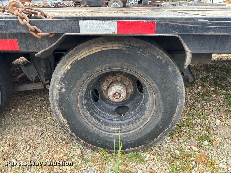 image for item FC1996 2022 Load Trail hydraulic tail equipment trailer