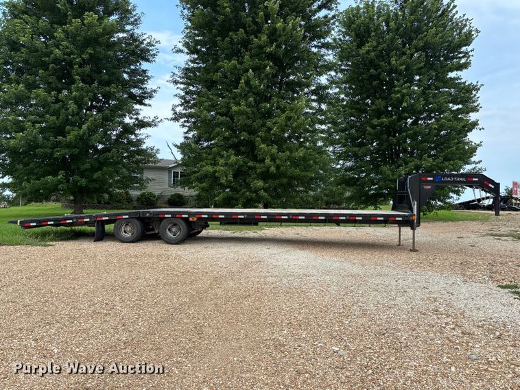 image for item FC1997 2027 Load Trail hydraulic tail equipment trailer
