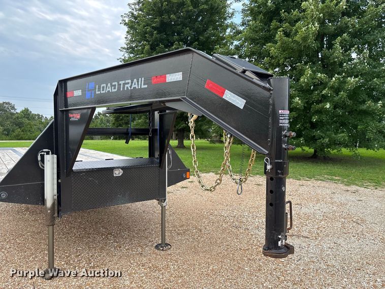 image for item FC1997 2027 Load Trail hydraulic tail equipment trailer