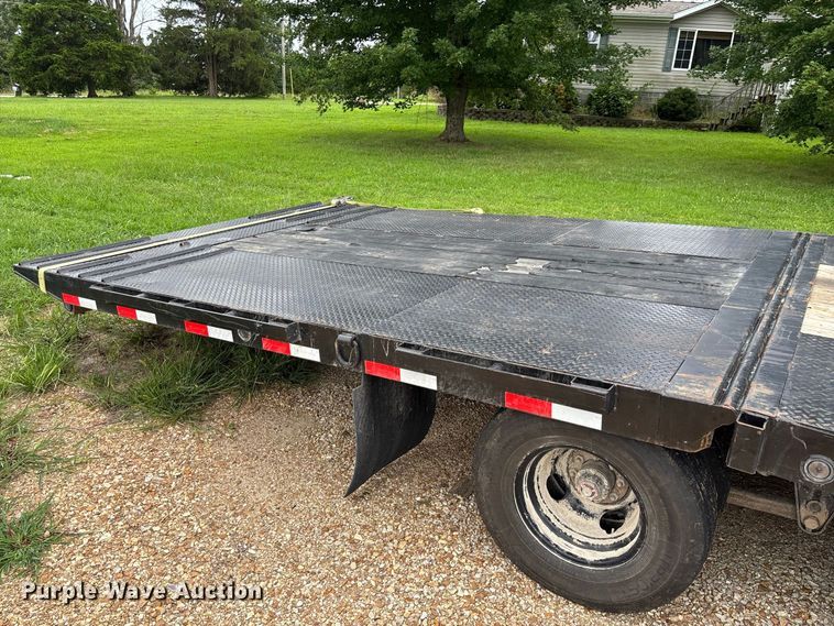 image for item FC1997 2027 Load Trail hydraulic tail equipment trailer