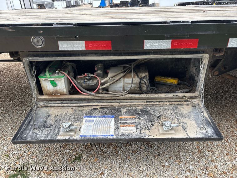 image for item FC1997 2027 Load Trail hydraulic tail equipment trailer