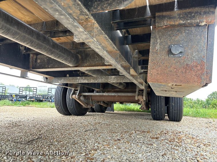 image for item FC1997 2027 Load Trail hydraulic tail equipment trailer