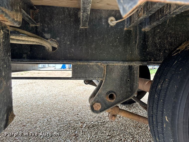 image for item FC1997 2027 Load Trail hydraulic tail equipment trailer