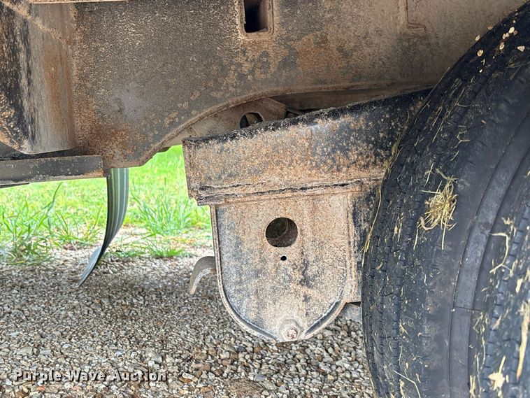 image for item FC1997 2027 Load Trail hydraulic tail equipment trailer
