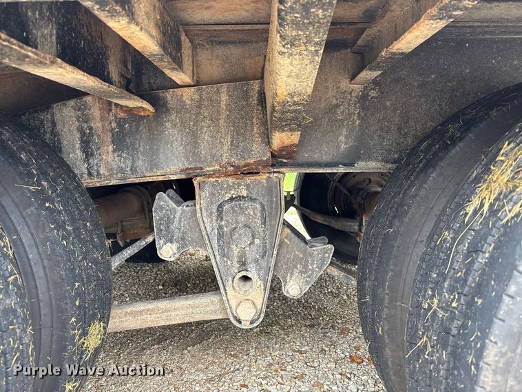 image for item FC1997 2027 Load Trail hydraulic tail equipment trailer