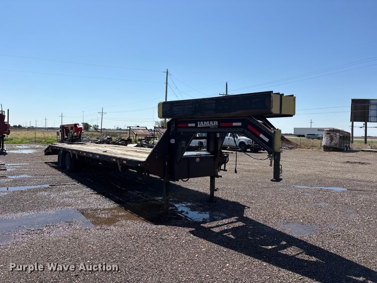 image for item FC2494 2014 Lamar equipment trailer