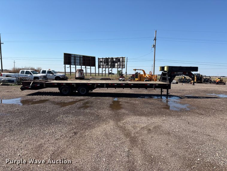 image for item FC2494 2014 Lamar equipment trailer