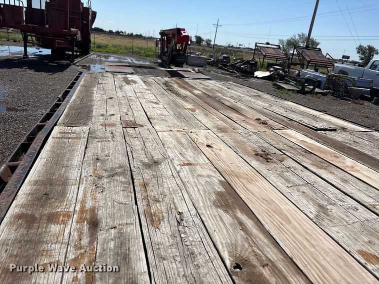 image for item FC2494 2014 Lamar equipment trailer