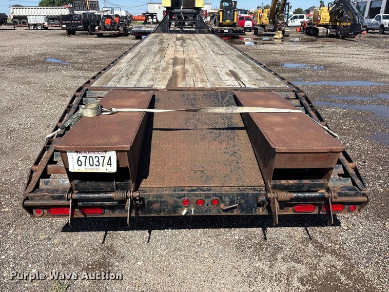 image for item FC2494 2014 Lamar equipment trailer