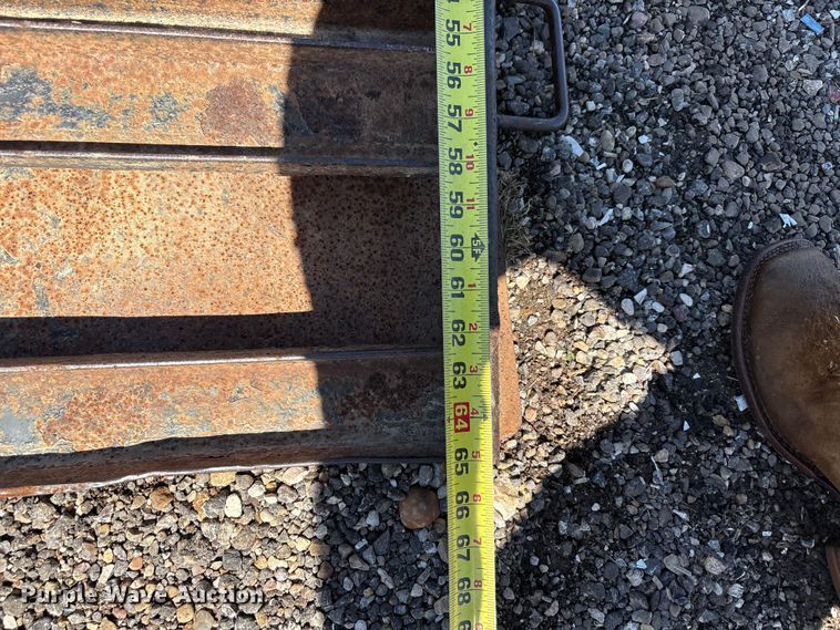 image for item FC2494 2014 Lamar equipment trailer