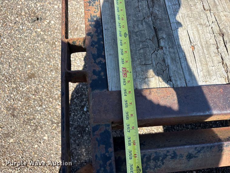 image for item FC2494 2014 Lamar equipment trailer