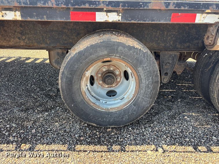 image for item FC2494 2014 Lamar equipment trailer