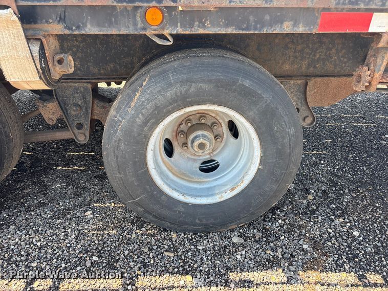 image for item FC2494 2014 Lamar equipment trailer