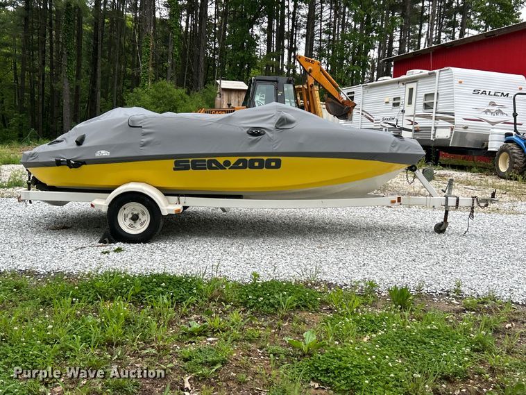 image for item FC2663 1999 Sea-Doo Speedster boat
