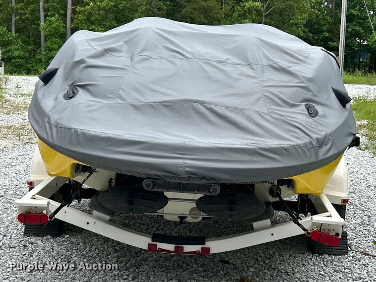image for item FC2663 1999 Sea-Doo Speedster boat