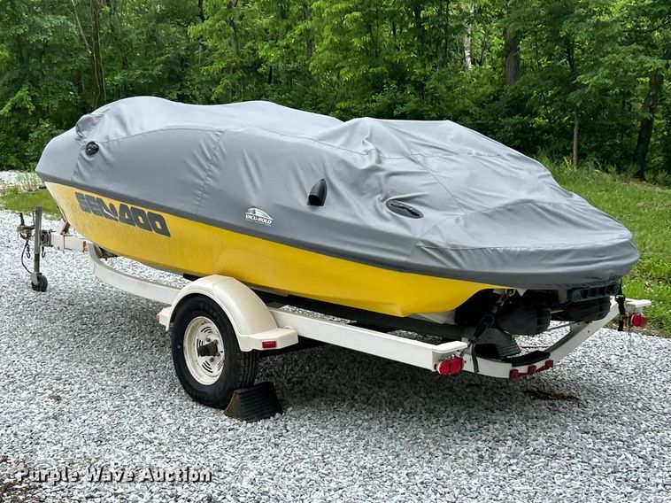 image for item FC2663 1999 Sea-Doo Speedster boat