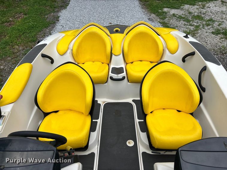 image for item FC2663 1999 Sea-Doo Speedster boat