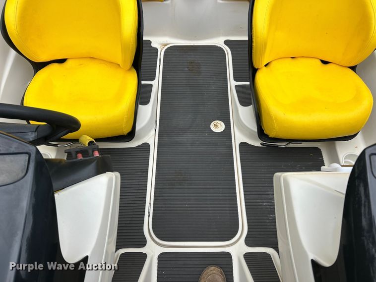 image for item FC2663 1999 Sea-Doo Speedster boat