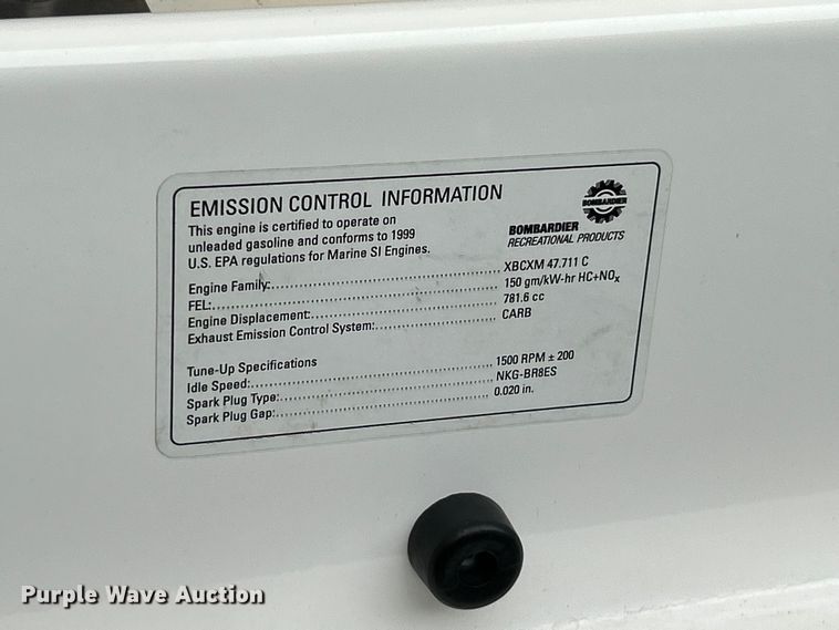 image for item FC2663 1999 Sea-Doo Speedster boat