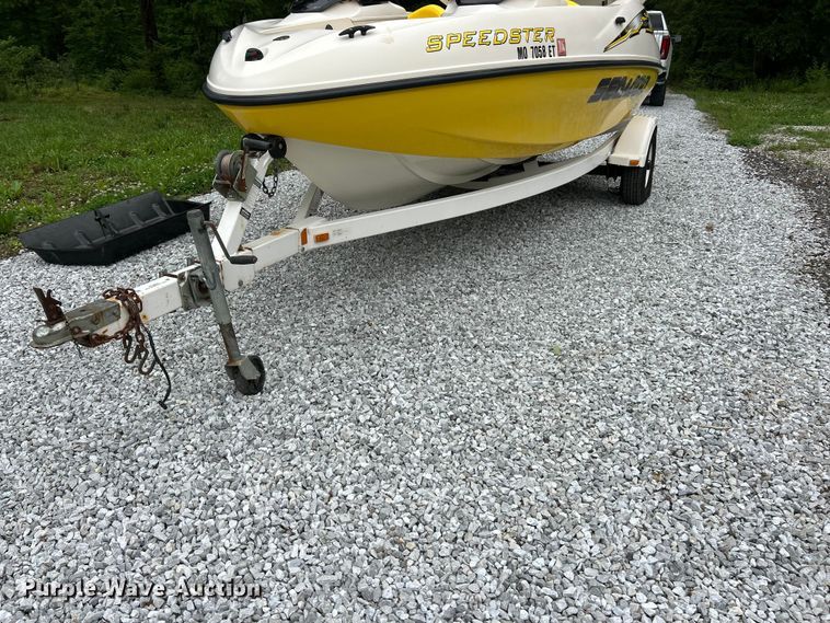 image for item FC2663 1999 Sea-Doo Speedster boat