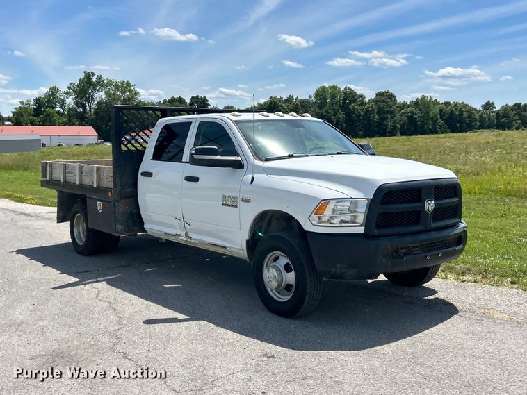 image for item FC2801 2015 RAM 3500 Heavy Duty Crew Cab flatbed pickup truck