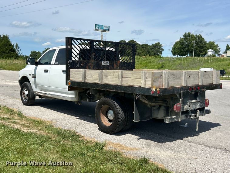 image for item FC2801 2015 RAM 3500 Heavy Duty Crew Cab flatbed pickup truck