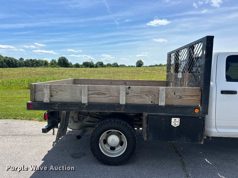 image for item FC2801 2015 RAM 3500 Heavy Duty Crew Cab flatbed pickup truck
