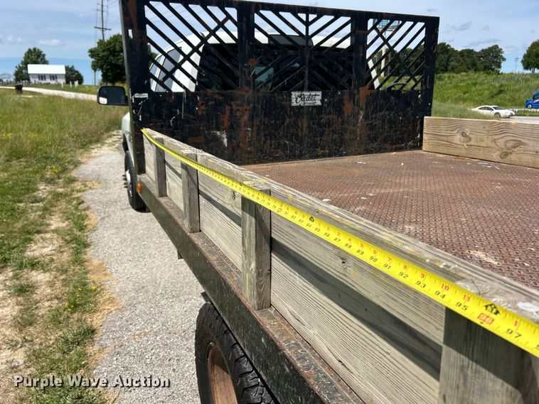 image for item FC2801 2015 RAM 3500 Heavy Duty Crew Cab flatbed pickup truck