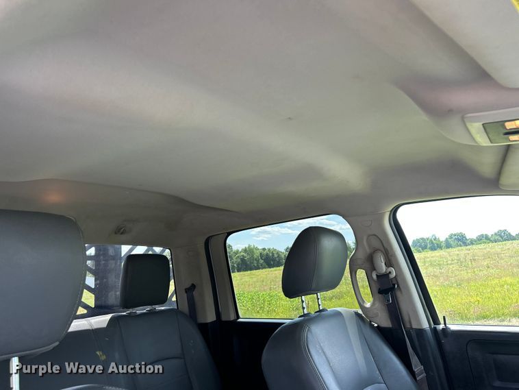 image for item FC2801 2015 RAM 3500 Heavy Duty Crew Cab flatbed pickup truck