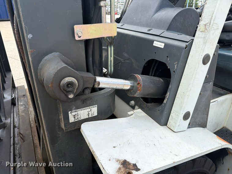 image for item FC3255 2017 UniCarriers PF80YLP forklift