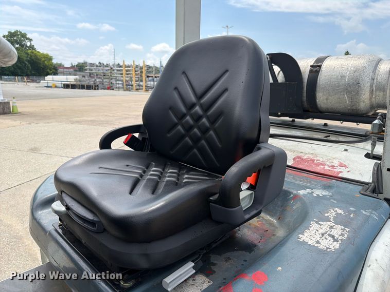 image for item FC3255 2017 UniCarriers PF80YLP forklift