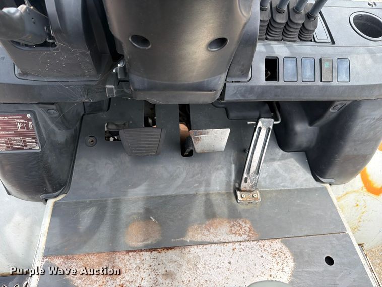 image for item FC3255 2017 UniCarriers PF80YLP forklift