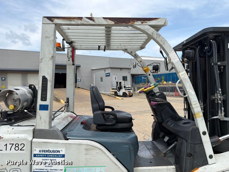 image for item FC3255 2017 UniCarriers PF80YLP forklift