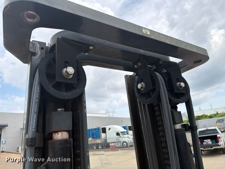 image for item FC3256 2014 Nissan PF80 forklift