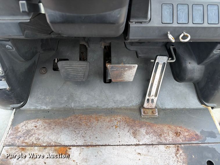 image for item FC3256 2014 Nissan PF80 forklift