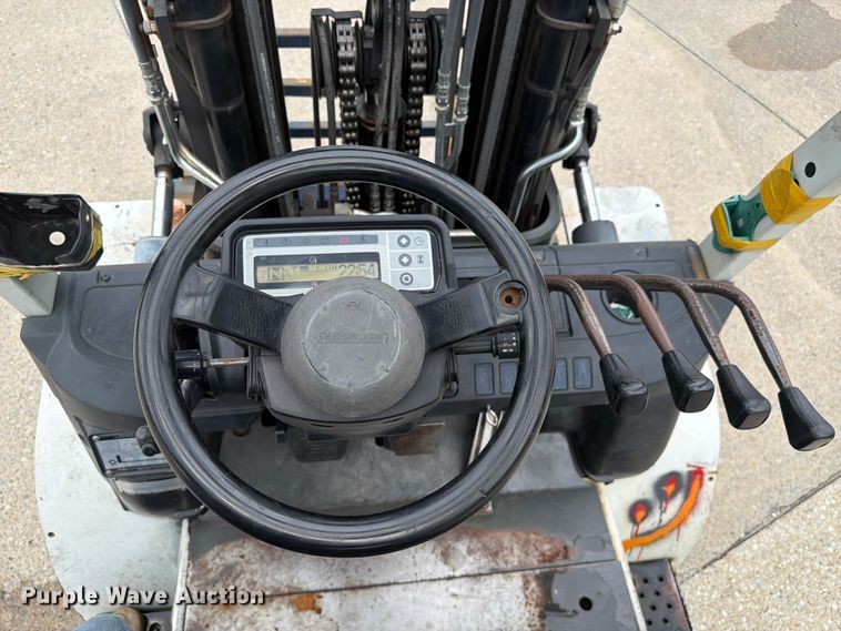image for item FC3256 2014 Nissan PF80 forklift