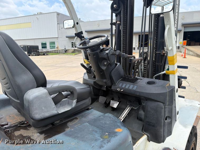 image for item FC3256 2014 Nissan PF80 forklift