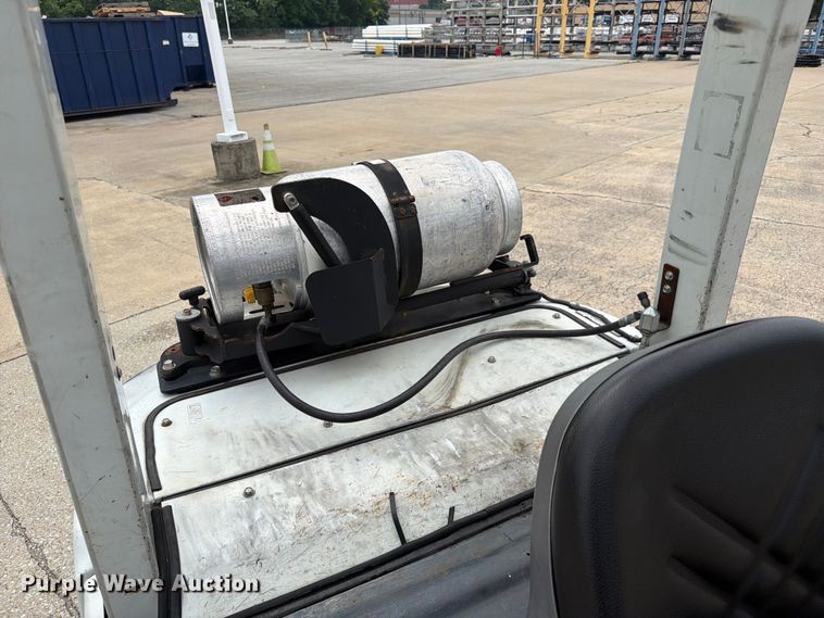 image for item FC3256 2014 Nissan PF80 forklift