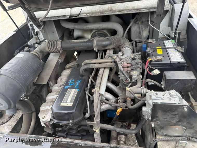 image for item FC3256 2014 Nissan PF80 forklift