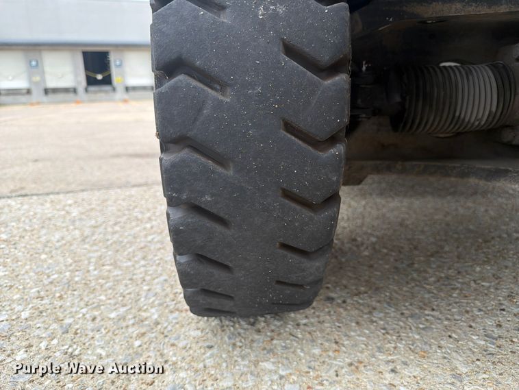 image for item FC3256 2014 Nissan PF80 forklift