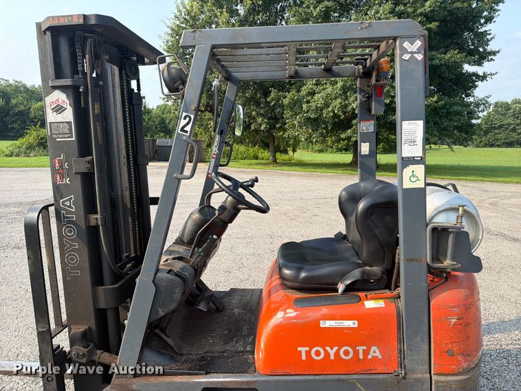 image for item FC3261 Toyota 42-6FGCU15 forklift