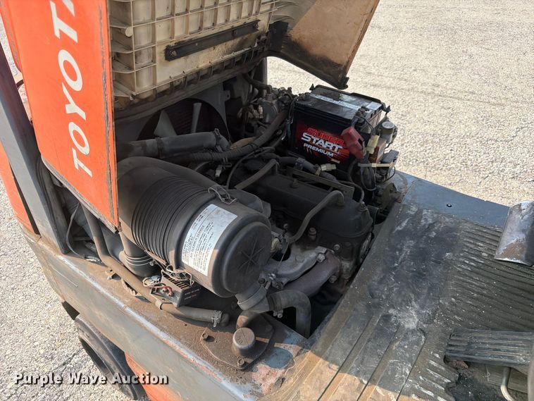 image for item FC3261 Toyota 42-6FGCU15 forklift