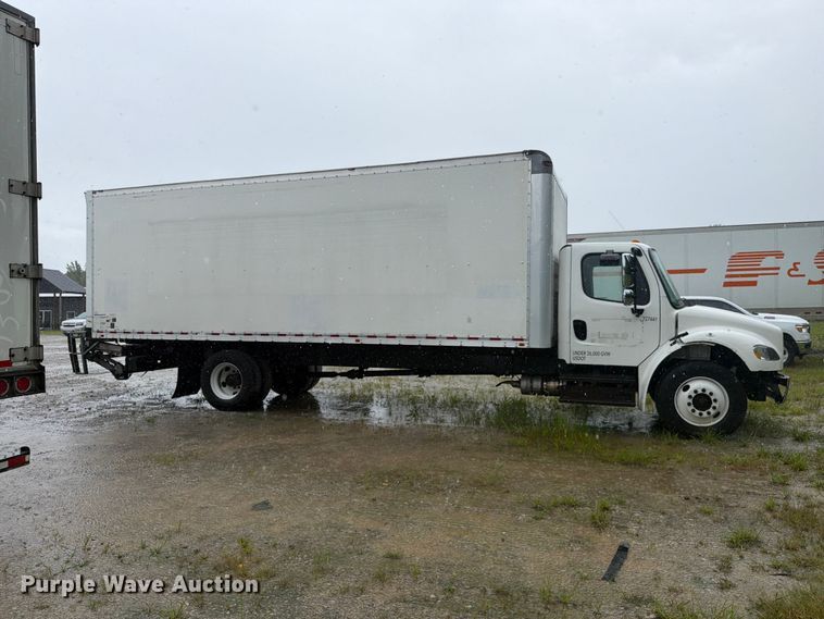 image for item FC3266 2018 Freightliner Business Class M2 box truck