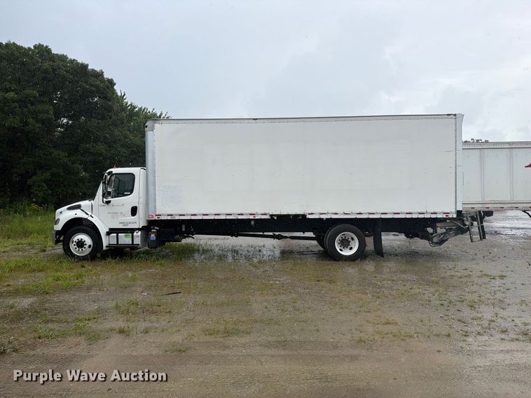 image for item FC3266 2018 Freightliner Business Class M2 box truck