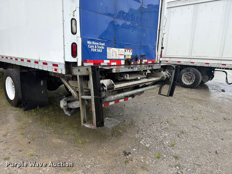 image for item FC3266 2018 Freightliner Business Class M2 box truck